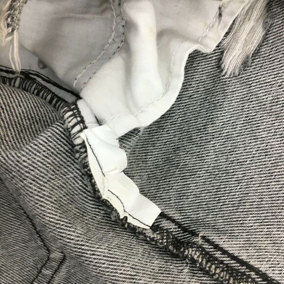 Zara Gray Mid Rise Distressed Mini Skirt Size M 28 - Picture 4 of 7